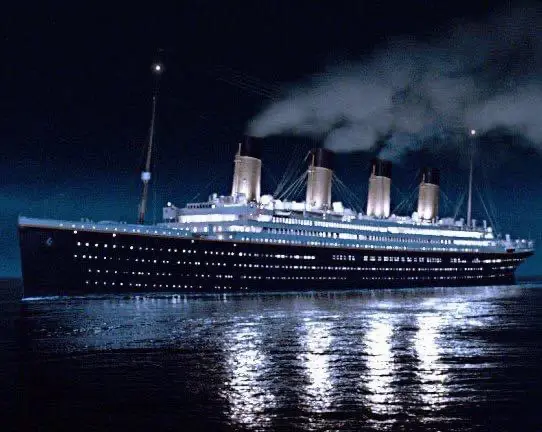 Titanic fuld fart
